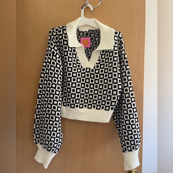 SOLD Dressed in LALA My Rules Crop Sweater - Picture 4 of 4